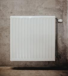 Energie sparen mit DIY-Dämmung: Die Heizkörpernische im Fokus